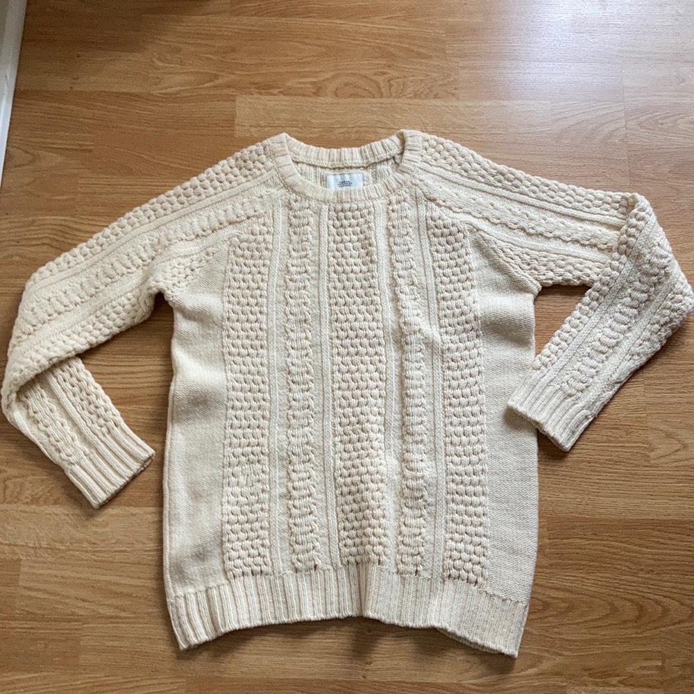 I love H81 beige cable knit VTG chunky sweater LA Calif ski lodge resort Sz Lg